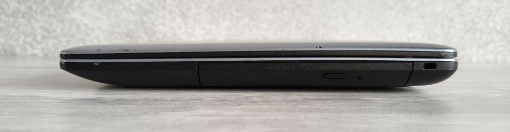 Asus VivoBook Max