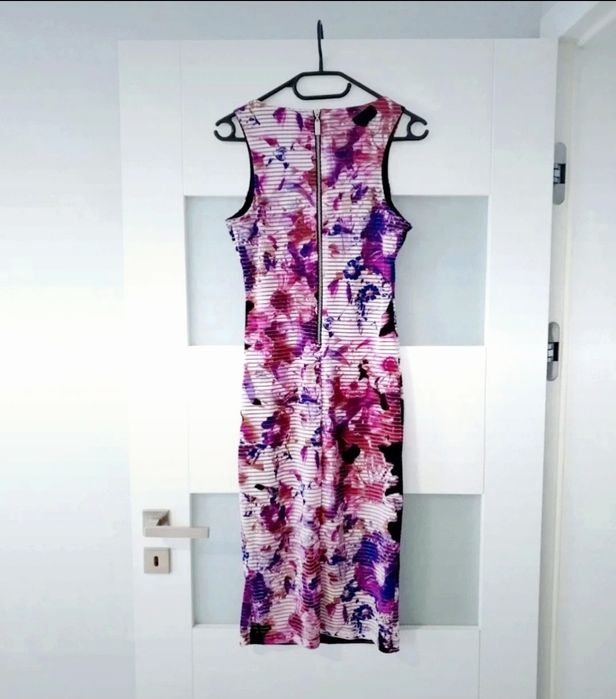 Kwiecista sukienka s sukienka Jennifer Lopez s 36