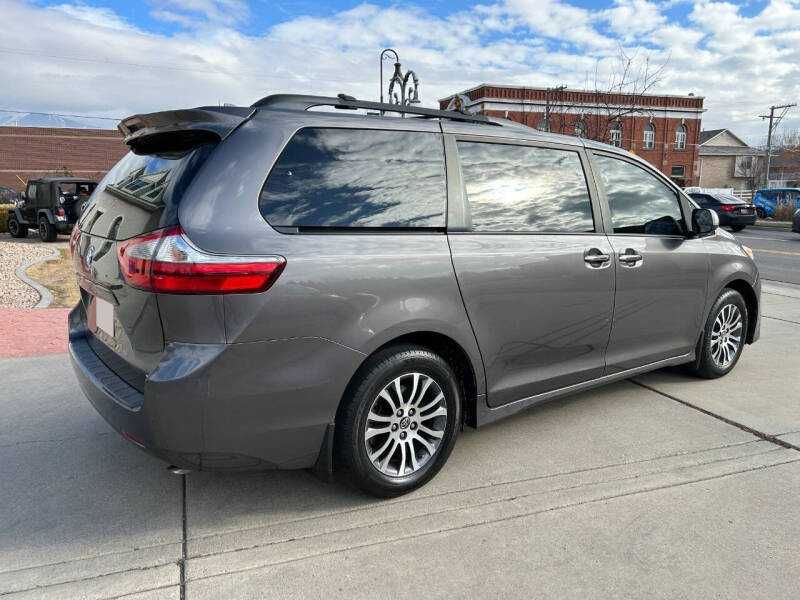 2018 Toyota Sienna