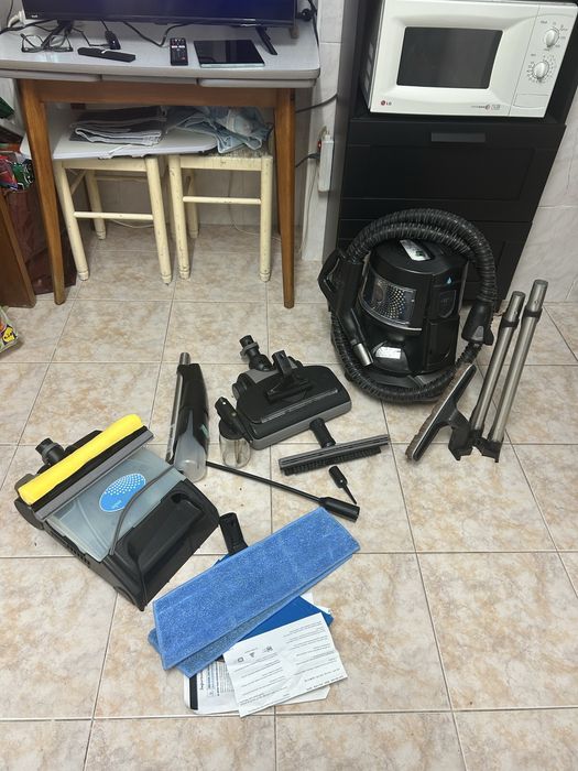 Vende-se Rainbow com accesórios