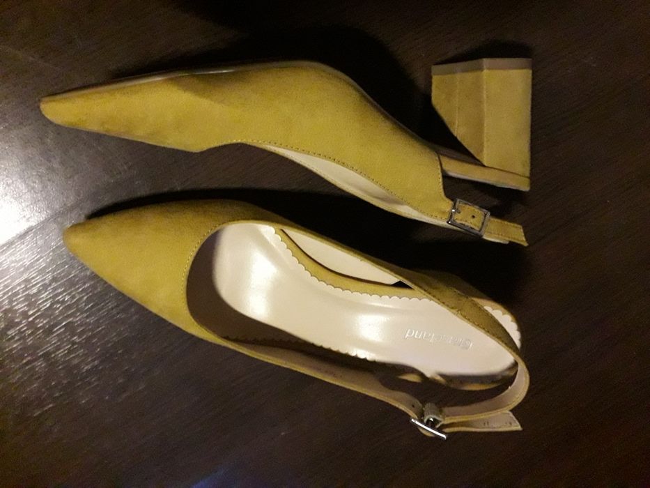 Buty damskie na obcasie