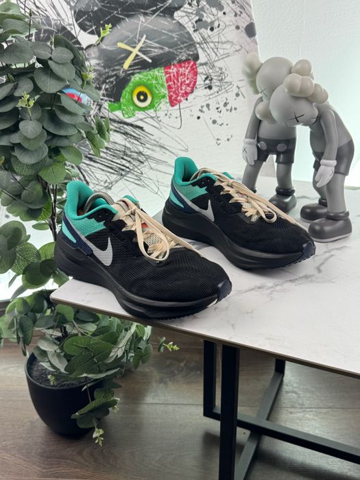 Кросівки Nike Zoom Structure 40.5 розмір Е10037