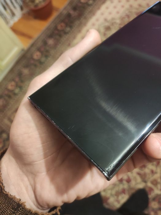 Samsung Galaxy s22 Ultra 8/128GB Snapdragon 8 Gen 1, незначні сколи