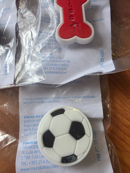 Pins para coleiras - Gatos