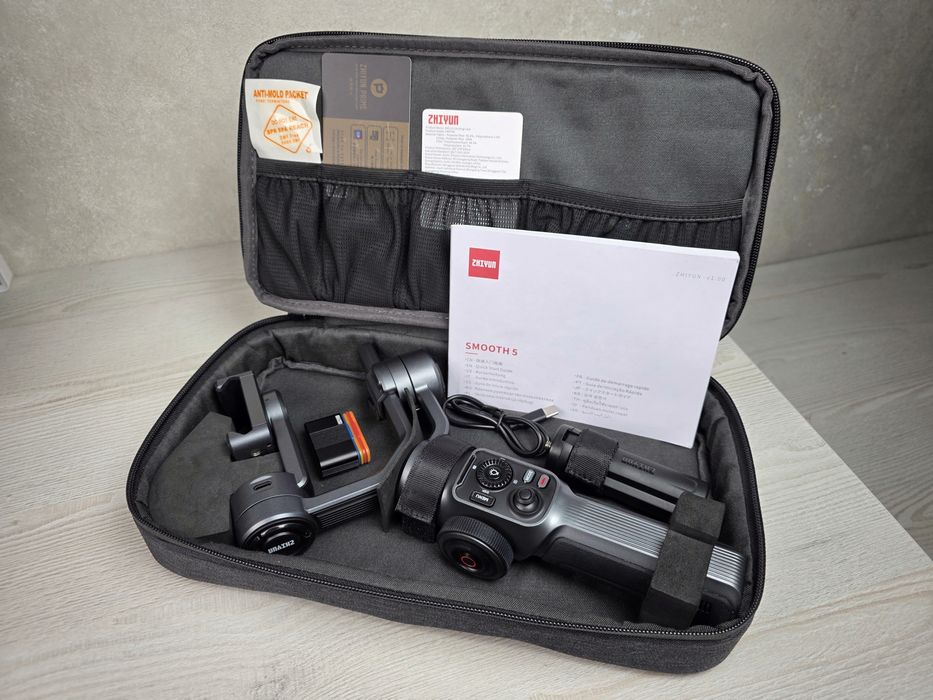 Стабілізатор для смартфону Zhiyun Smooth 5 Combo Black • Android/iOS