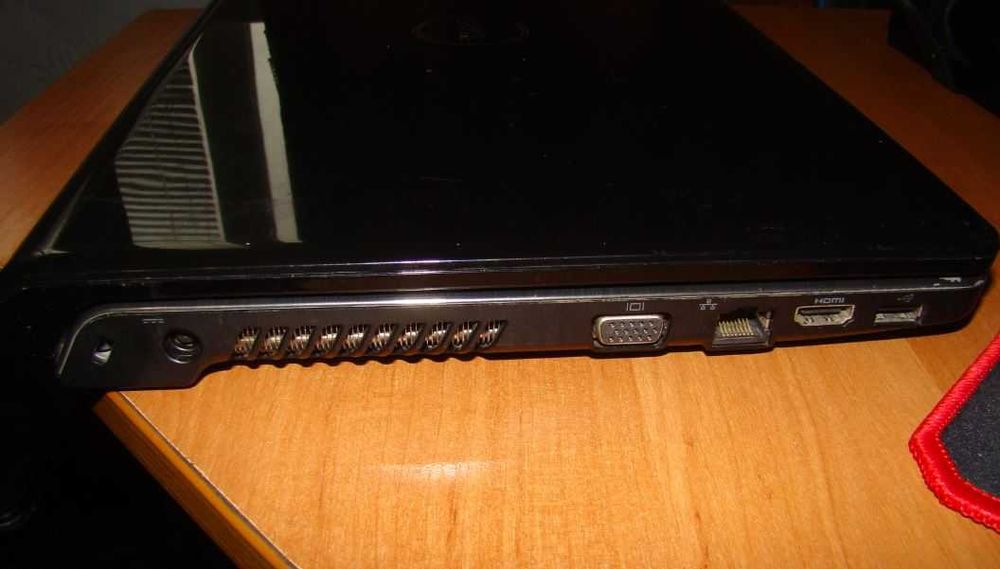 Dell 1564, 15,6", i3 330m, ddr3 4 gb, Ssd 120 gb.