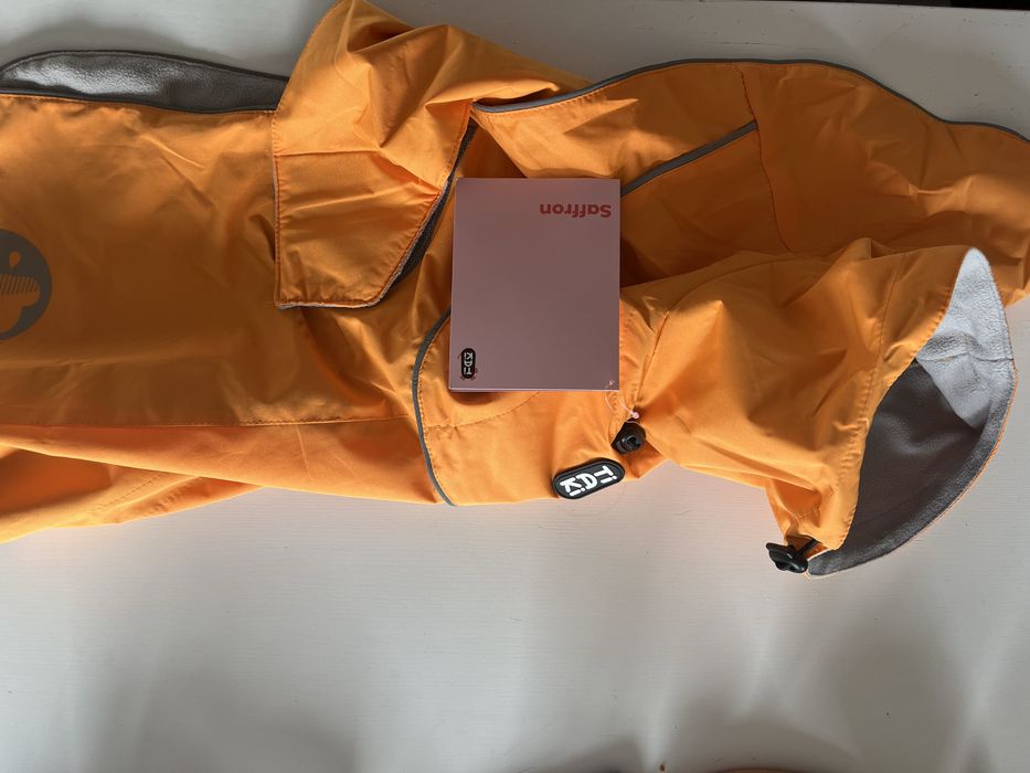 Kurtka Tiaki saffron roz 40