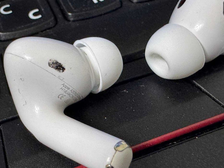 Продам AirPods Pro 1 покоління