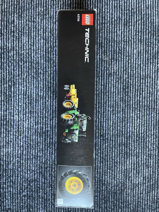 LEGO 42136 Technic Traktor John Deere 9620R 4WD