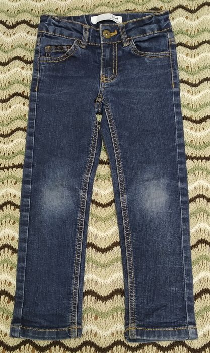 Джинсы на мальчика 3-4 лет