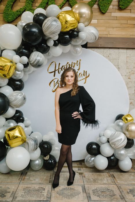 Сукня святкова з пірʼям zara h&m mango