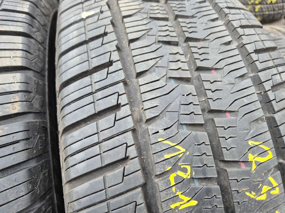 Continental VanContact 4Season 235/65r16c 121/119R N4729