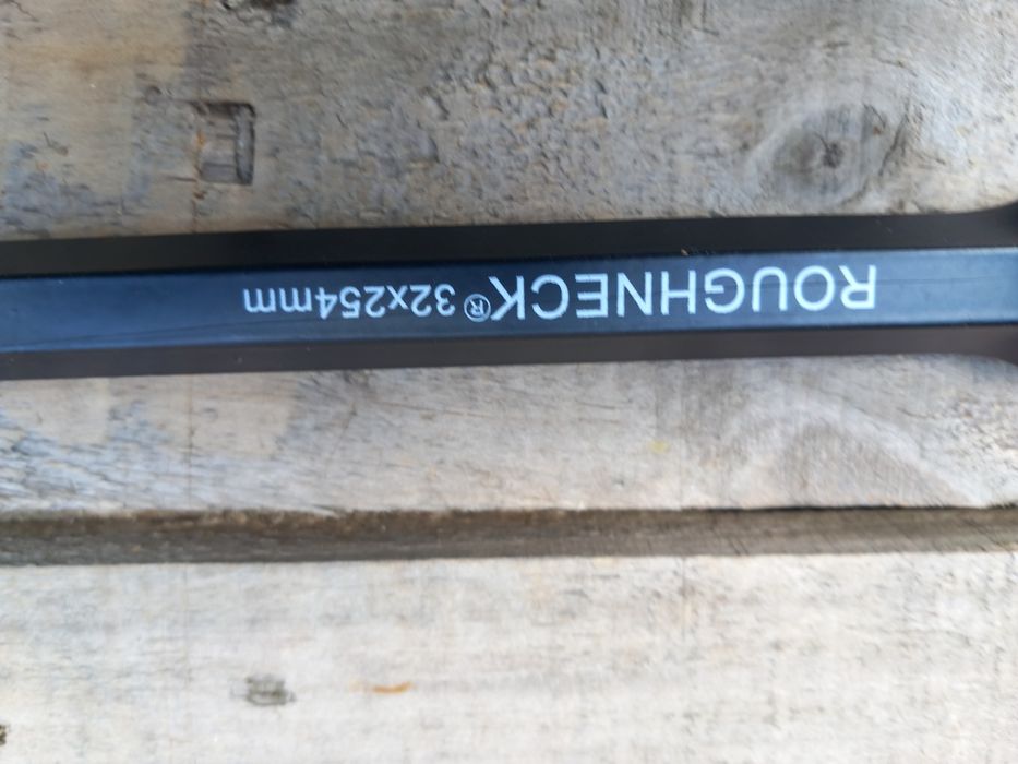 Dłuto Roughneck 32x254 mm