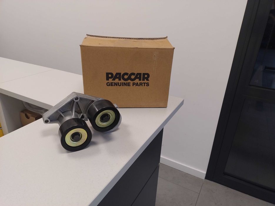 Napinacz paska DAF XF 105