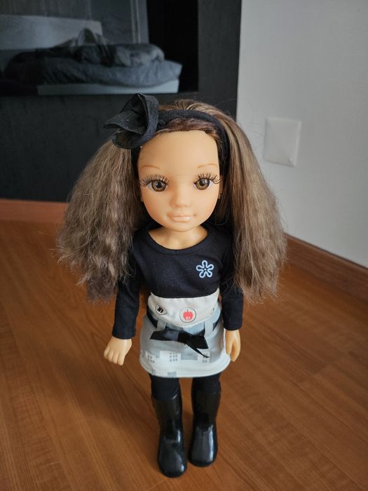 Nancy apenas a boneca