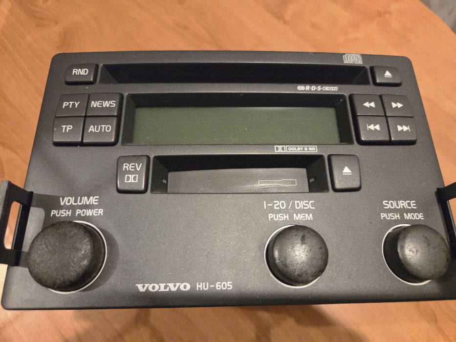 Odtwarzacz radio cd volvo