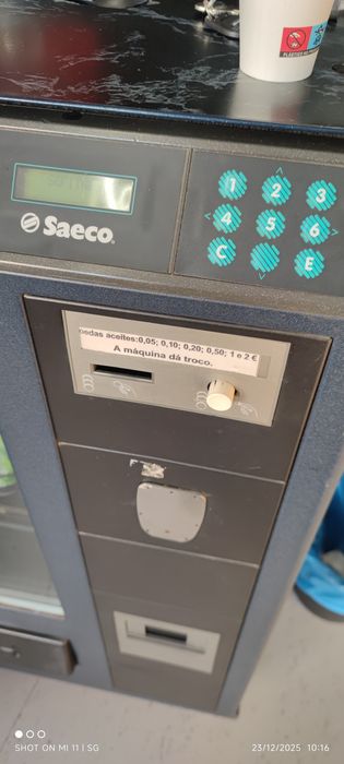 Máquina snacks - bebidas