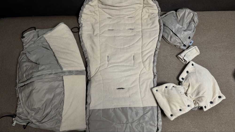 Конверт та муфти для коляски