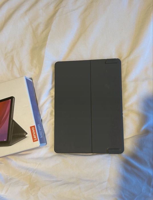 Lenovo Tab M11 + Pen + Capa Folio — Como Novo