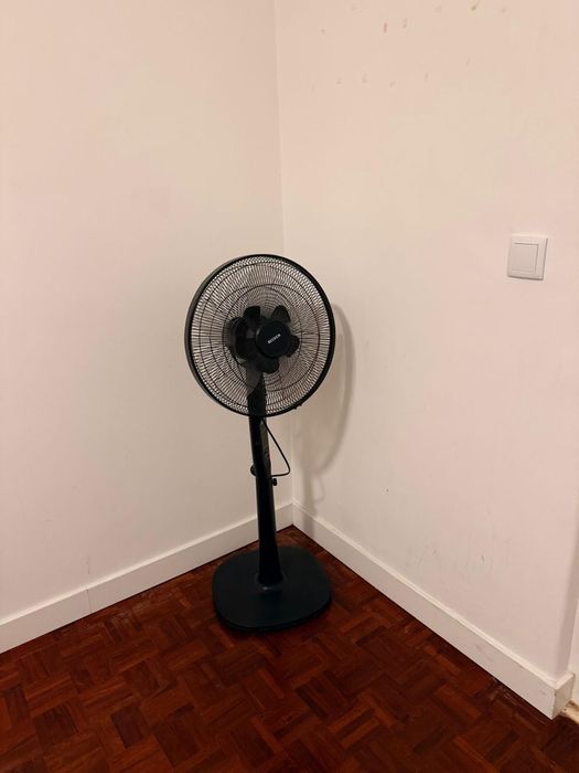 Ventoinha com controle