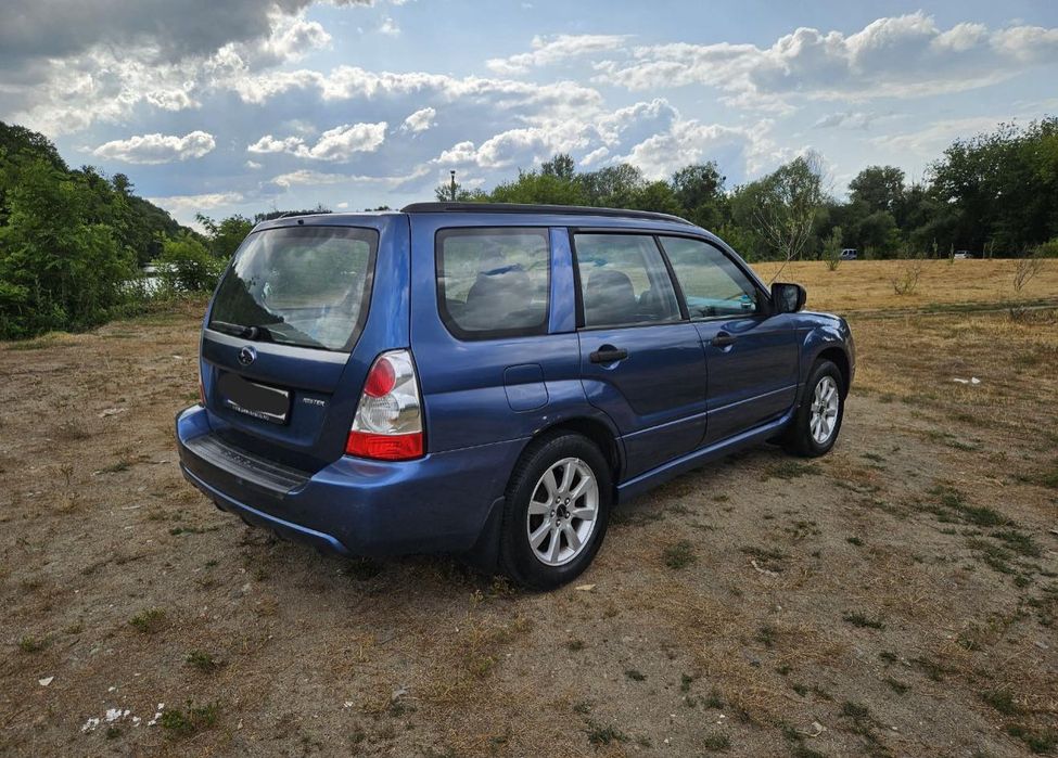 Субару форестер subaru forester для військових
