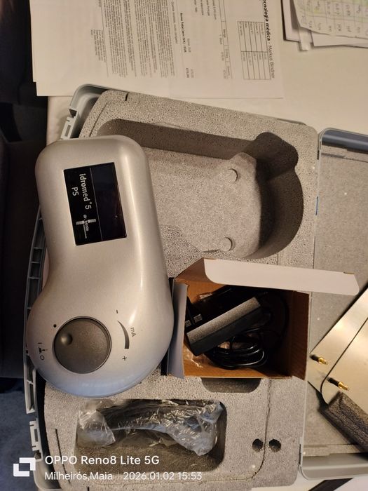 Aparelho de intoforese para transpirar de mãos e pés