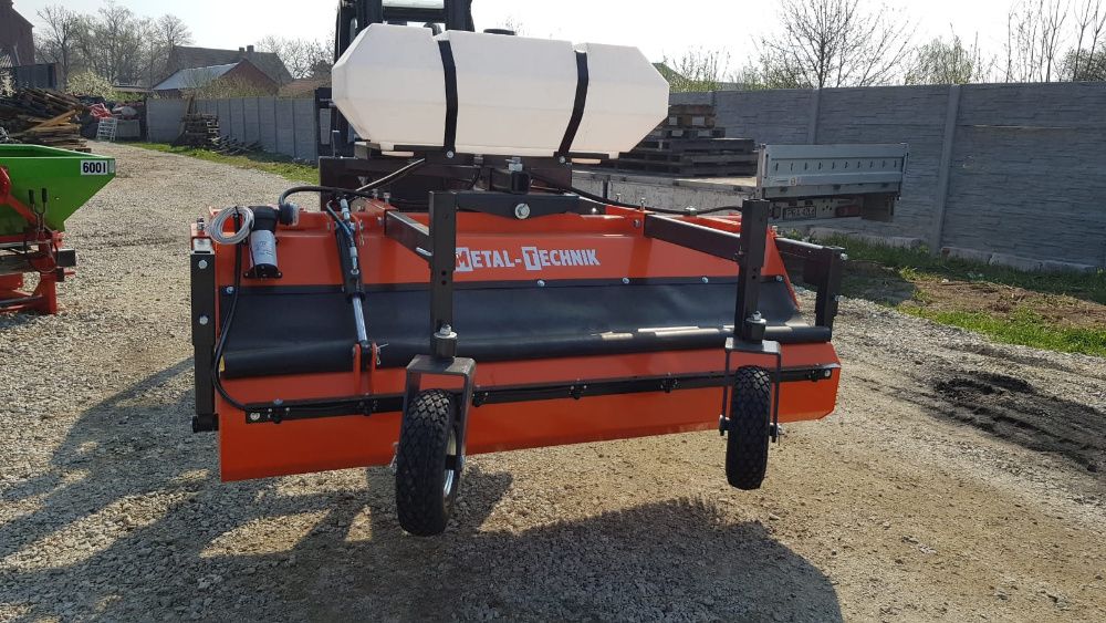Zamiatarka 1,8m hydrauliczna dowóz metal technik