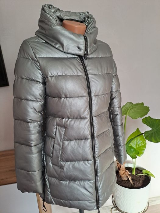 Зимова куртка S.