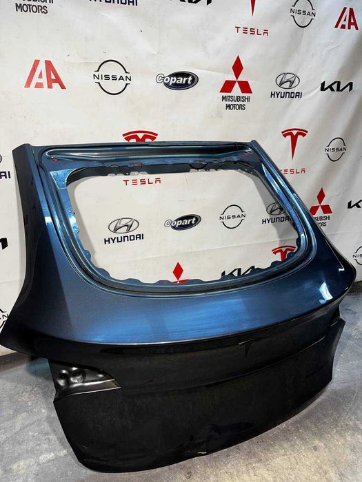 Кришка багажника Ляда Tesla Model Y 1493410-EC-A