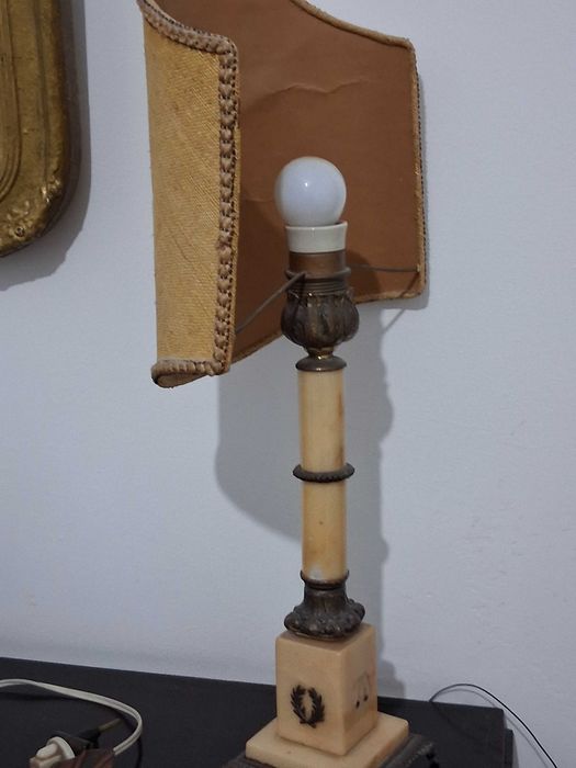 Velharia antiga de material africano