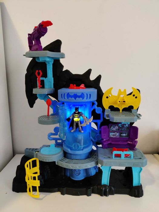 Batman - Batcaverna Bat-Tech