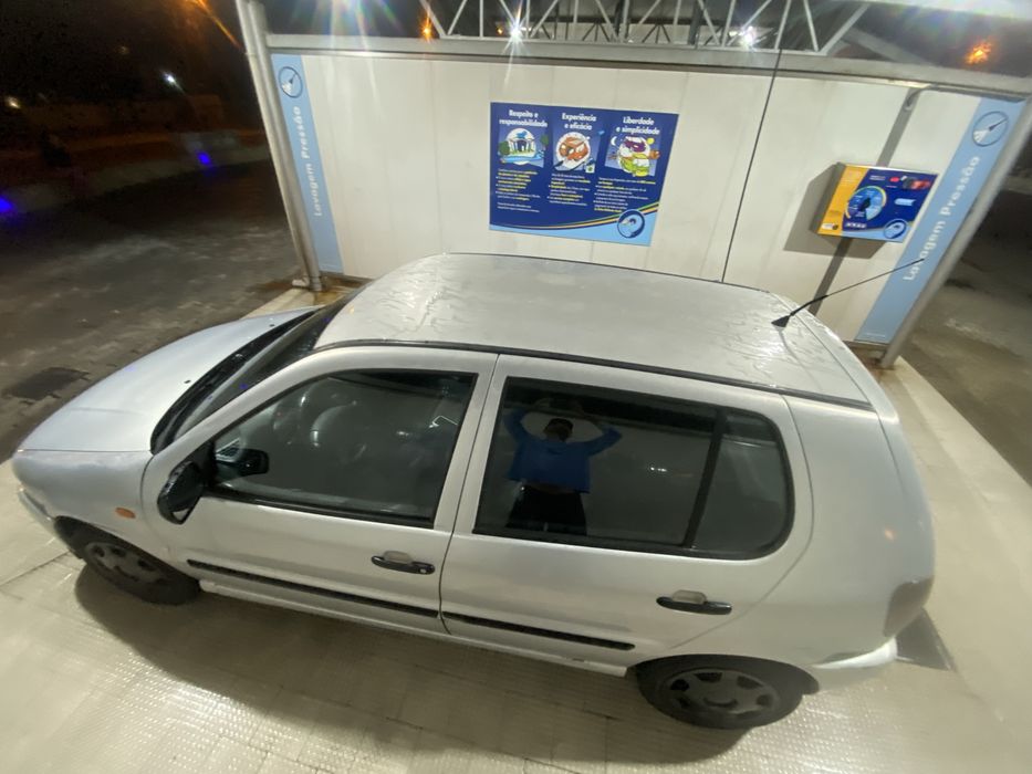 Polo 1999 6N1 dia dia normal bem economico