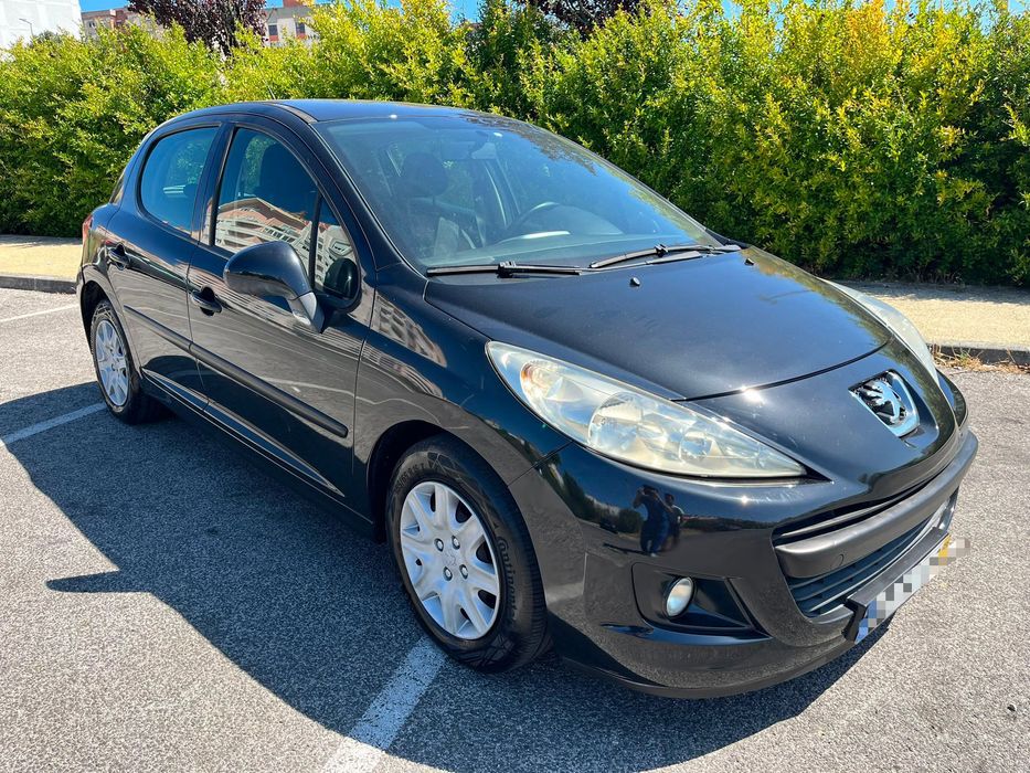 Peugeot 207 1.4i - 100 Mil kms - A/C