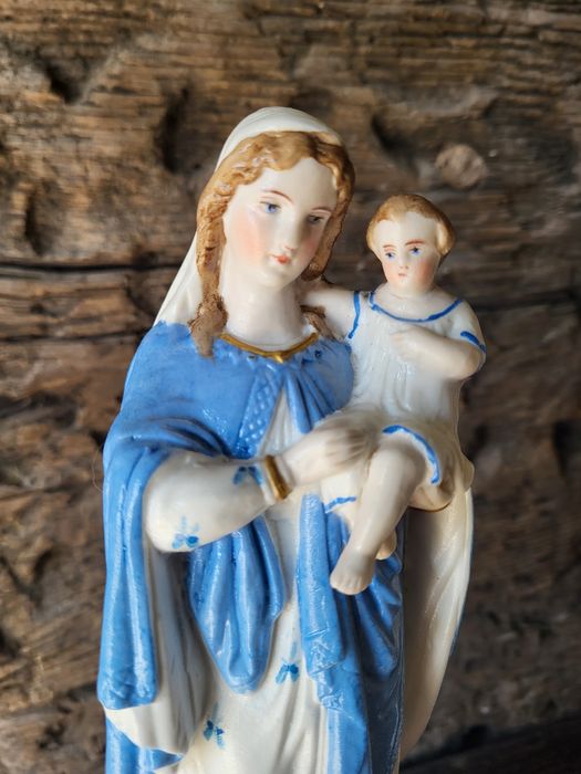 Sygnowana figurka Matki Bożej Maryja M&F