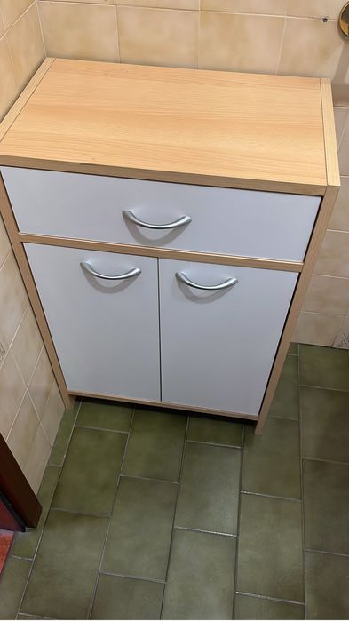 Móvel de casa de banho