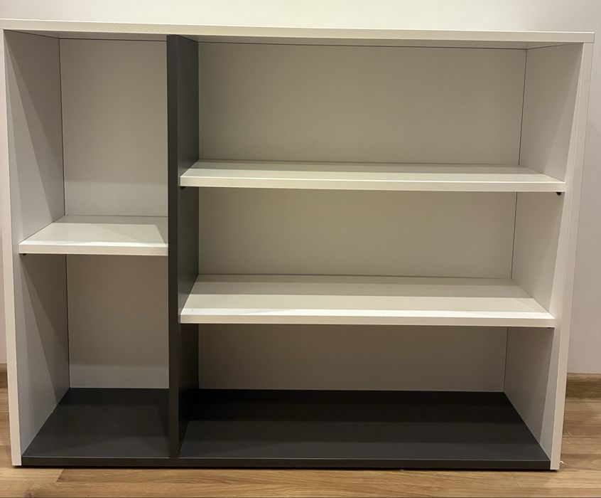 Szafka stojąca otwarta