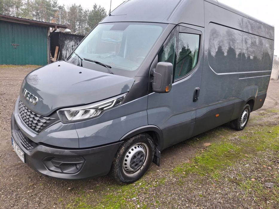 Iveco Furgon  Sprzedam Iveco stan jak nowy