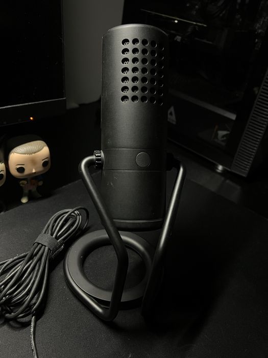 Microfone USB NZXT Capsule completo com base