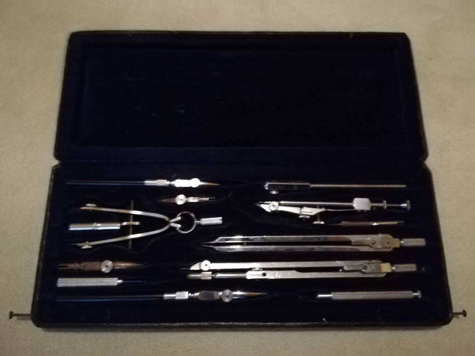 [DESC 20% sobre preço] Material desenho técnico_ p/ coleção+uso normal