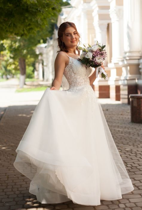 Весільна сукня б/у в ідеальному стани.