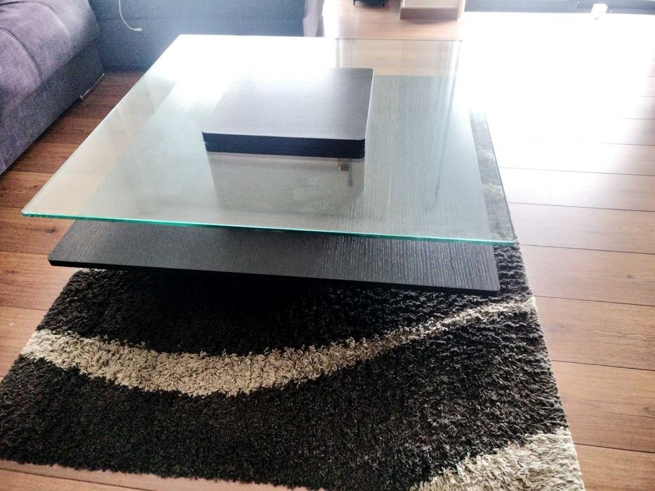 Mesa centro tampo em vidro