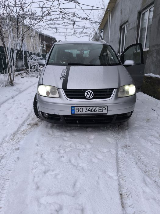 Продається Volkswagen Turan 2.0 TDI