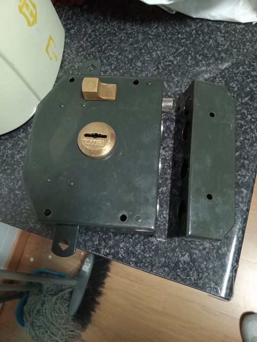 Fechadura de 3 trancas