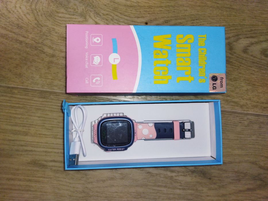 Детские смарт часы LG