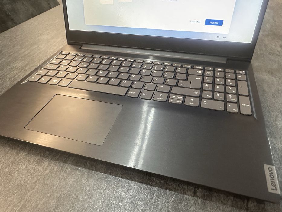 Portátil Lenovo Ideapad S145-15IWL Intel I3-8145U