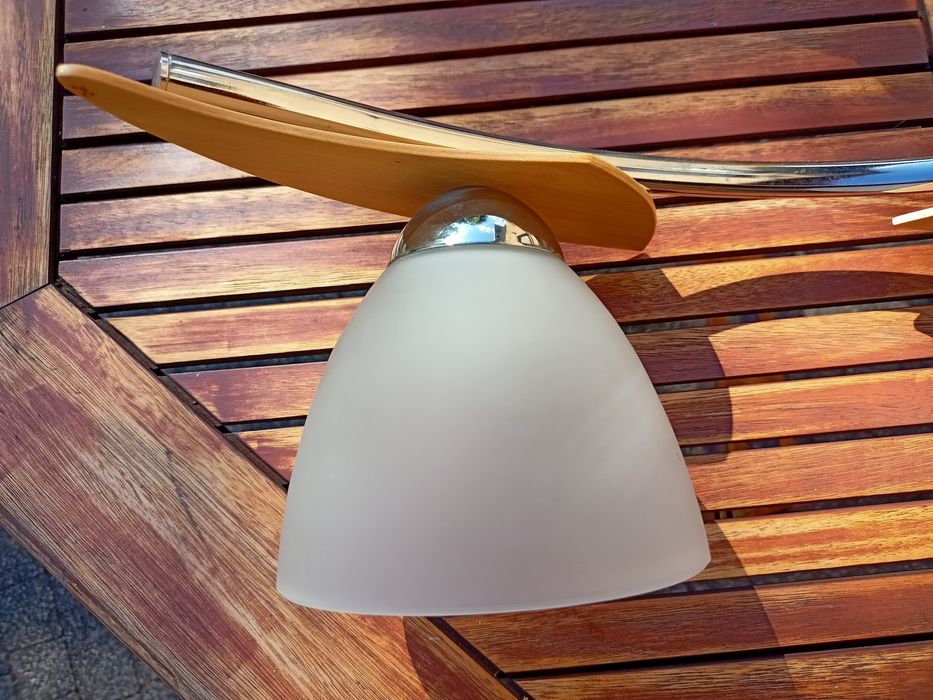 Lampa sufitowa 3 żarówki . Drewno - metal