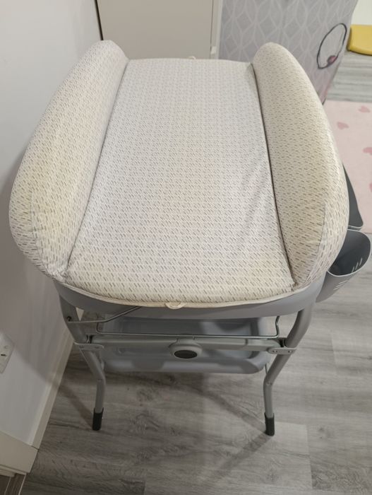 Trocador de fraldas e banheira da Chicco