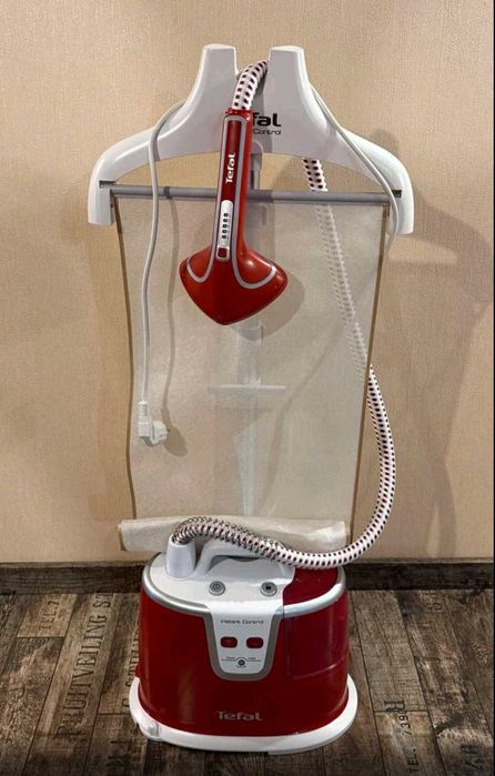 Відпарювач одягу Теfal Instant Control IS8380