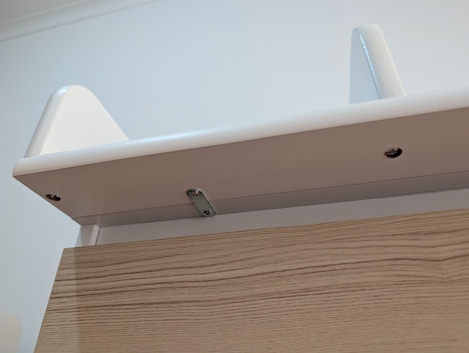 Cómoda modular com muda-fraldas