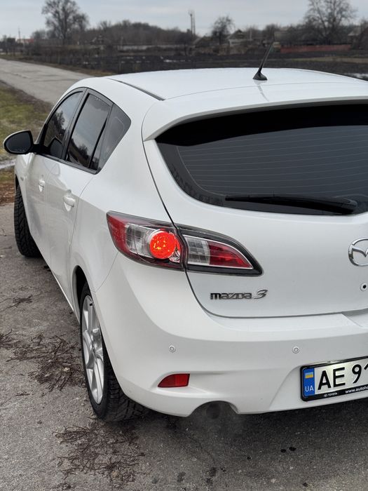 Продам MAZDA 1.6 дизель